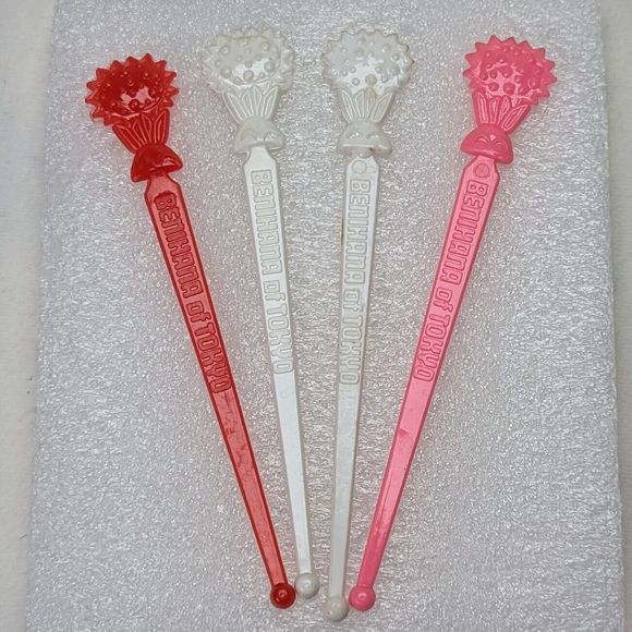 Vintage Benihana Of Tokyo Restaurant Swizzle Sticks 2 White 1 Red Pink Lot of 4 - Picture 3 of 3